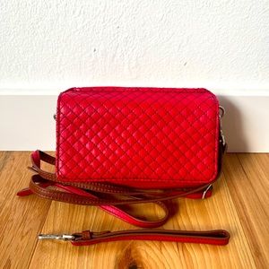 Vera Bradley Carryall Leather Wristlet in Cardinal Red